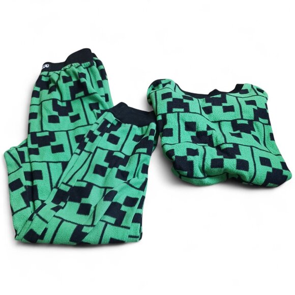 Bundle Lot Boys Size 5-6 | Champion, Jordan, Minecraft, Puma, Jurassic World - Picture 2 of 14